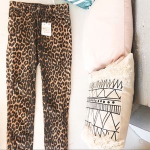 Leopard Skinnys || Denim⚡️⚡️⚡️